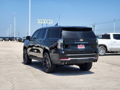 New 2026 Chevrolet Suburban High Country AWD/4WD image 3
