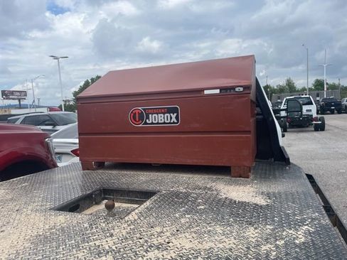 Used 2023 Ford F350 XL w/ XL Chrome Package image 11