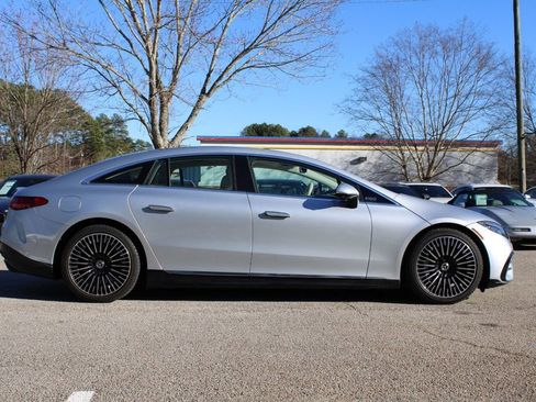 Used 2022 Mercedes-Benz EQS 450+ Sedan image 5