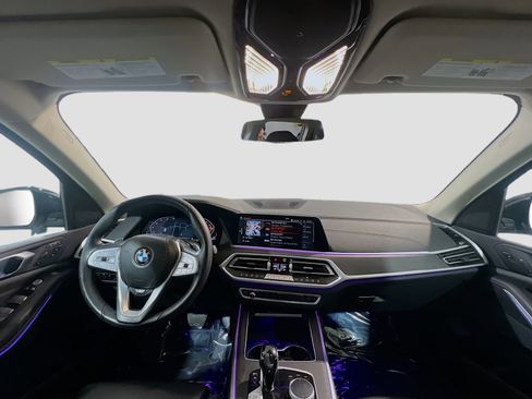 Used 2022 BMW X7 xDrive40i w/ Premium Package image 17