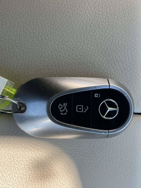 Used 2022 Mercedes-Benz S 580 4MATIC Sedan w/ AMG Line Package image 34