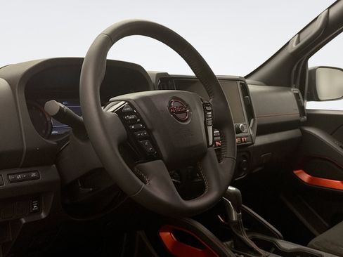 Used 2026 Nissan Frontier PRO-4X w/ Pro-4x Convenience Package AWD/4WD image 7