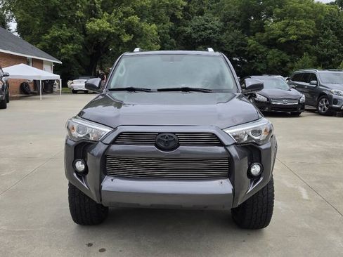 Used 2016 Toyota 4Runner SR5 RWD image 9
