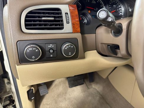 Used 2009 GMC Yukon SLT image 13