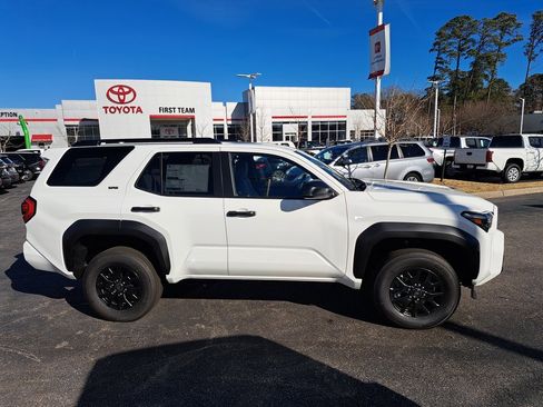 New 2026 Toyota 4Runner SR5 image 5