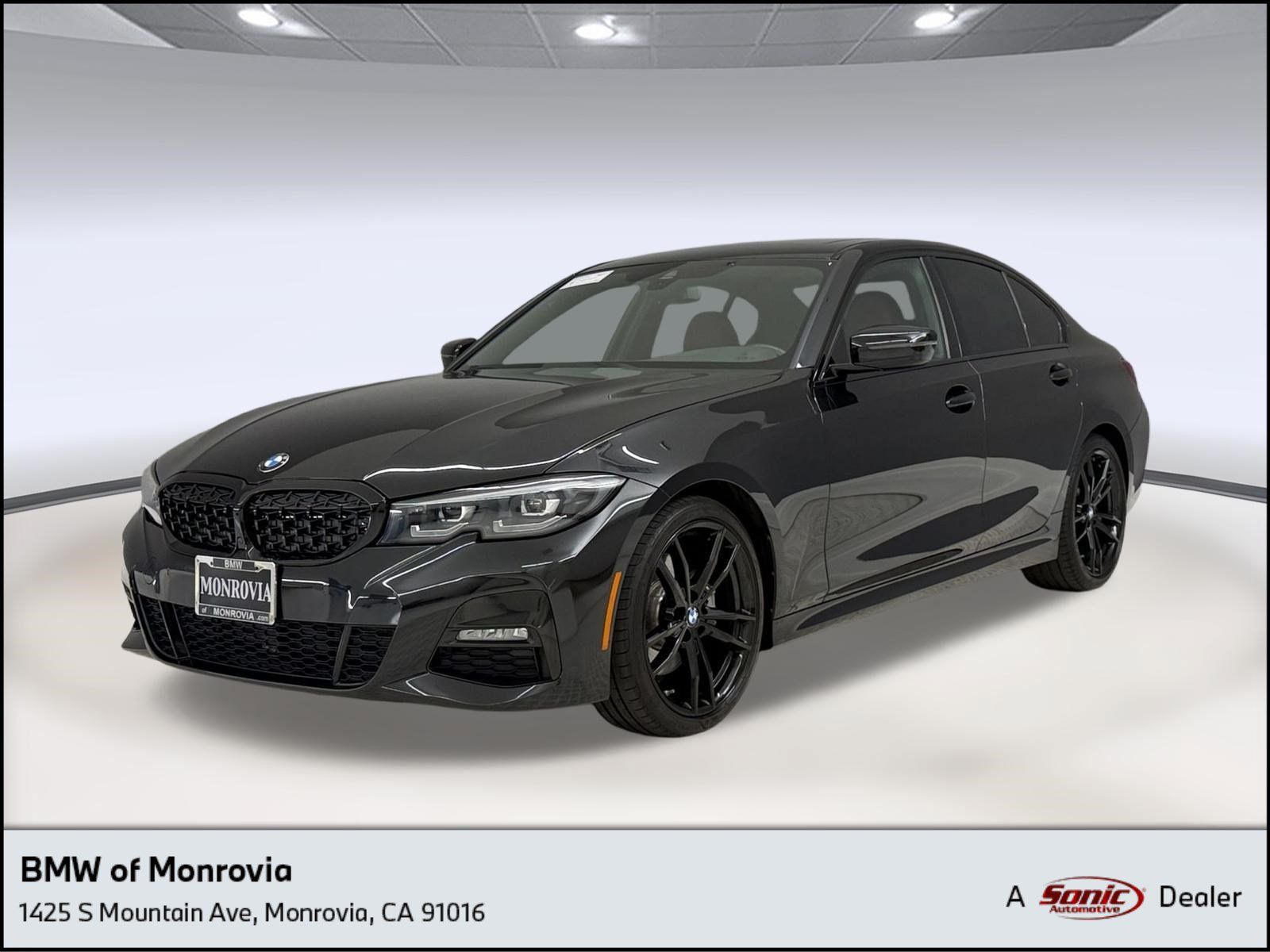 Certified 2022 BMW 330i Sedan w/ M Sport Package RWD image 1