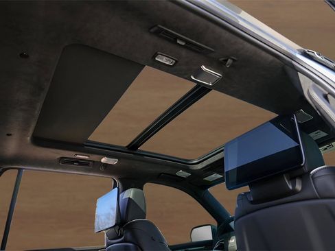 Used 2025 Cadillac Escalade Sport Platinum w/ LPO, ONYX Package image 33