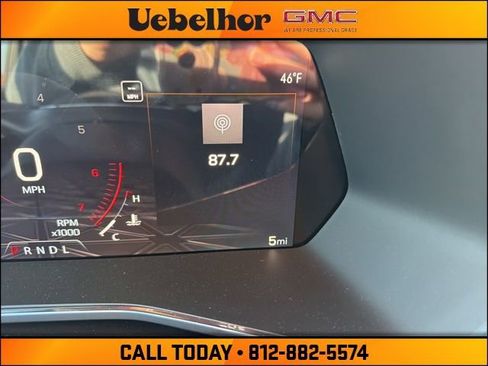 New 2026 GMC Canyon Elevation w/ Convenience Package image 27