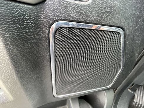 Used 2018 Ford F150 Lariat w/ Equipment Group 502A Luxury AWD/4WD image 23