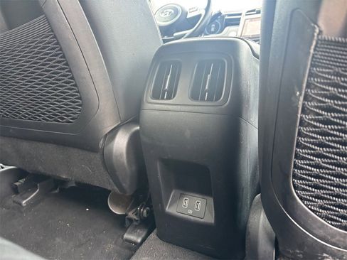 Used 2024 Hyundai Tucson Limited image 25