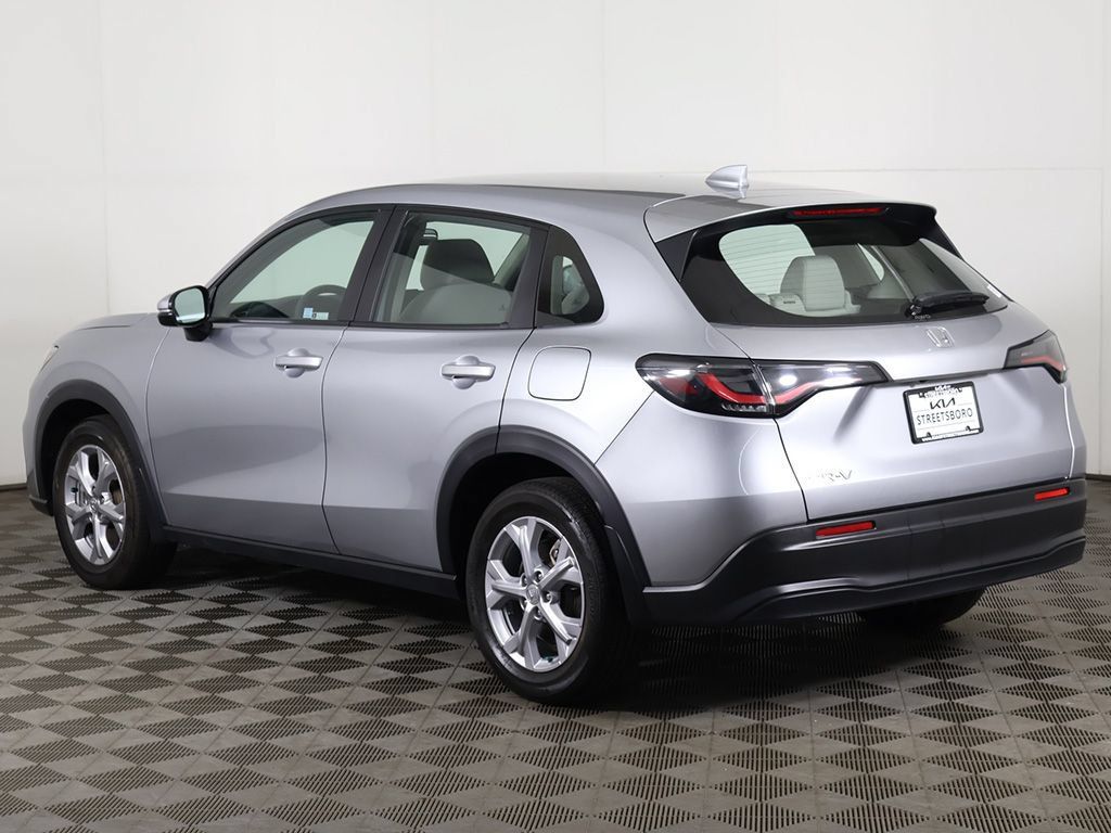 Used 2024 Honda HR-V LX image 6
