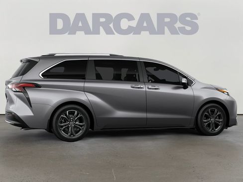 New 2026 Toyota Sienna Platinum AWD/4WD image 8