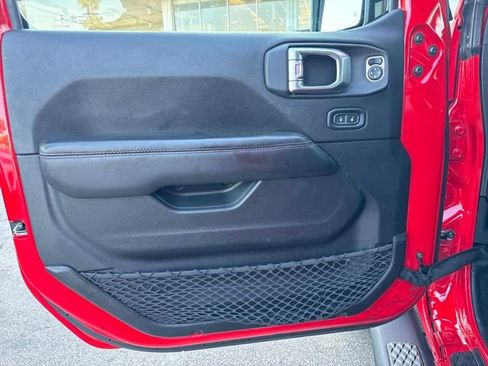 Used 2020 Jeep Gladiator Rubicon image 12