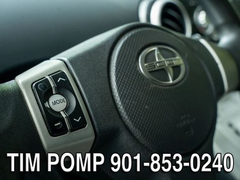 Used 2010 Scion xB FWD image 22
