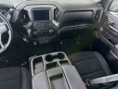 Used 2024 Chevrolet Silverado 1500 Custom image 23