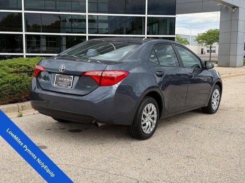 Used 2018 Toyota Corolla LE FWD image 3
