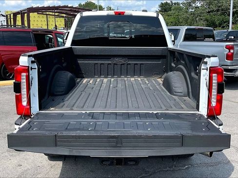 Used 2024 Ford F250 Lariat w/ Sport Appearance Package AWD/4WD image 16