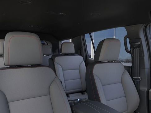 New 2026 Chevrolet Traverse LT w/ Driver Confidence Package AWD/4WD image 24