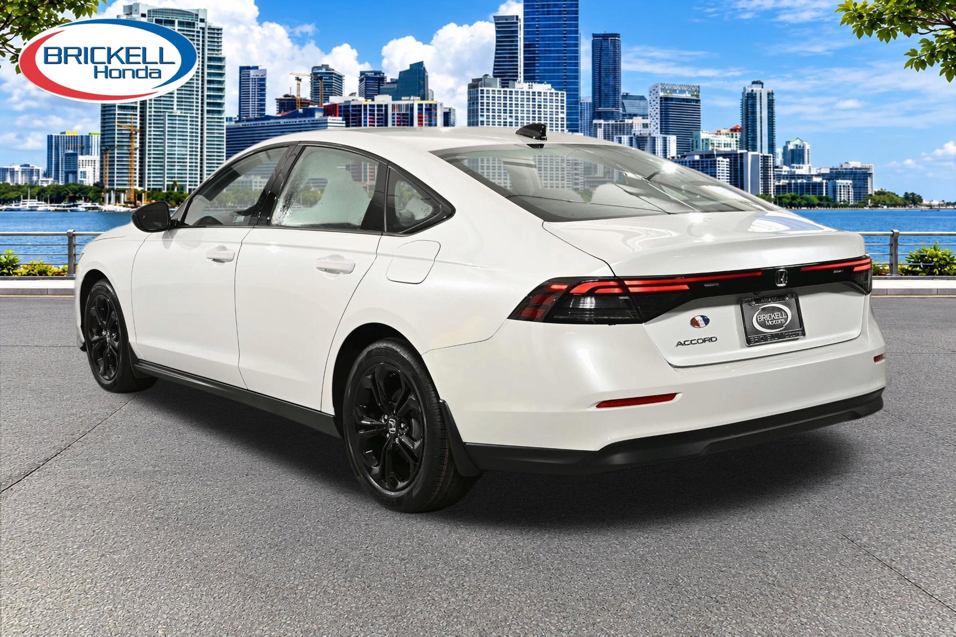 Used 2025 Honda Accord SE image 4