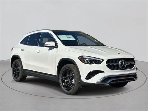 New 2026 Mercedes-Benz GLA 250 4MATIC image 6