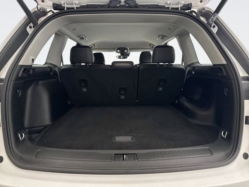 Used 2023 Jeep Grand Cherokee Limited image 19