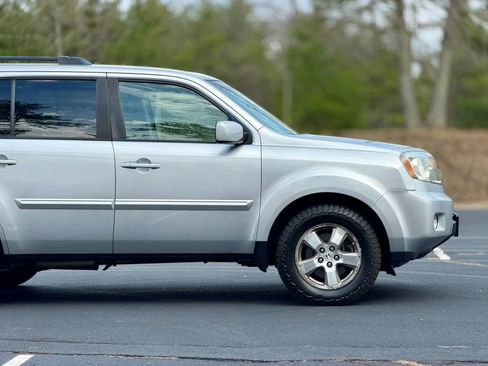 Used 2010 Honda Pilot EX-L image 8