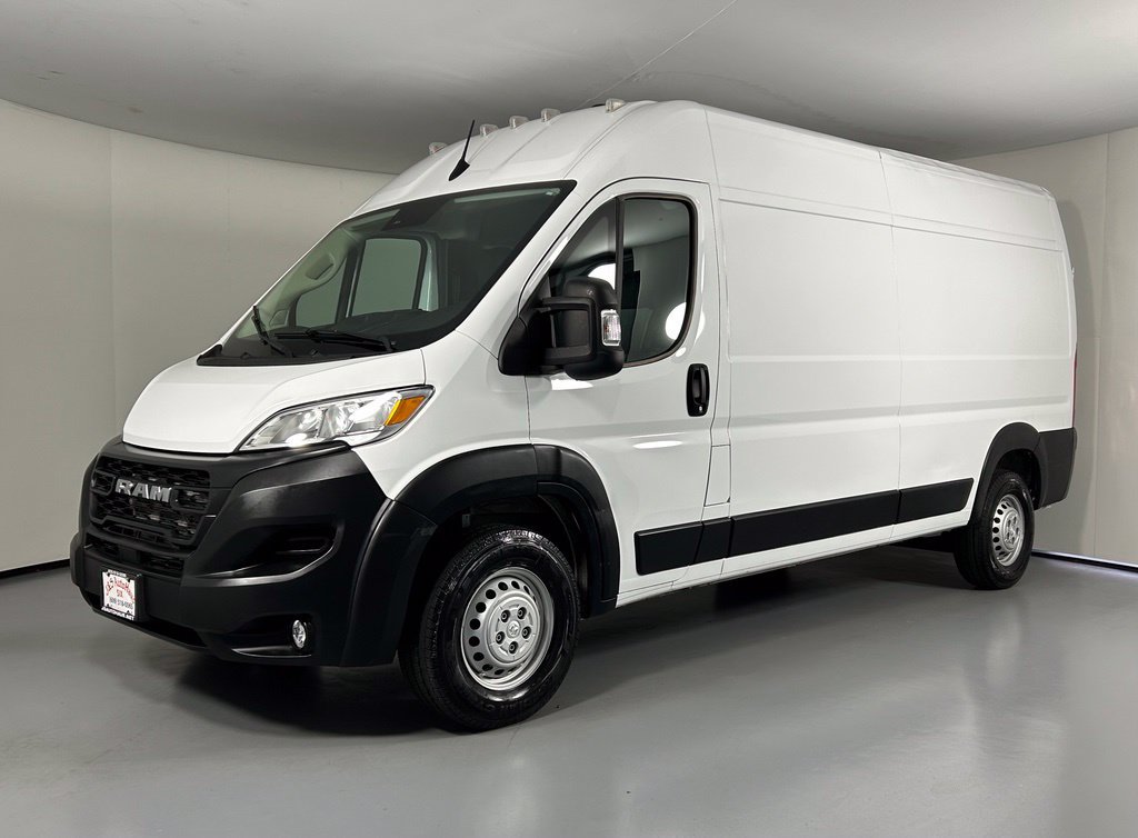 Used 2026 RAM ProMaster 2500 w/ Convenience Group FWD image 3