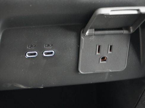 New 2026 Chevrolet Traverse Z71 w/ Enhanced Driving Package image 44