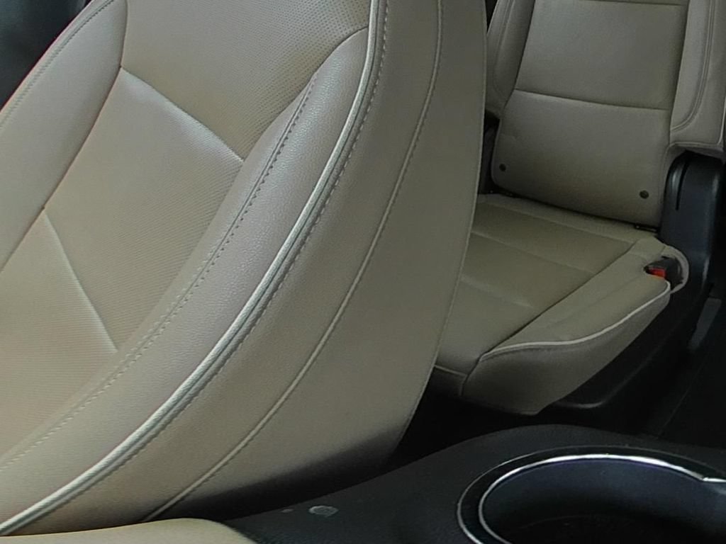 Used 2024 Chevrolet Tahoe Premier RWD image 12