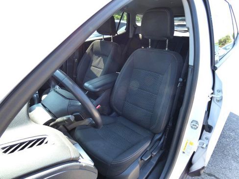 Used 2020 GMC Terrain SLE FWD image 8