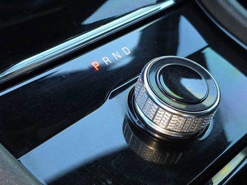 Used 2023 Jeep Grand Cherokee Altitude image 21