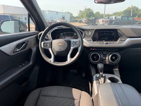 Used 2022 Chevrolet Blazer LT w/ LPO, Black Accent Package FWD image 14