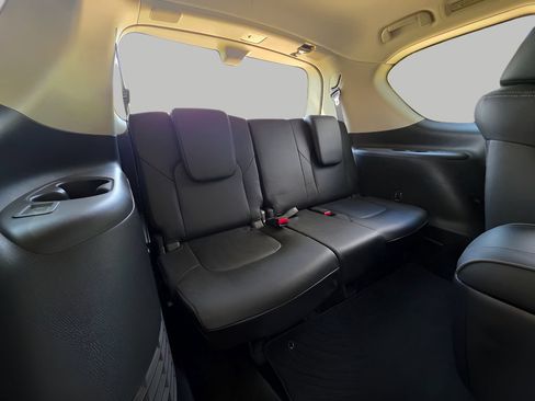 Used 2023 Nissan Armada Platinum w/ Captain's Chairs Package AWD/4WD image 9
