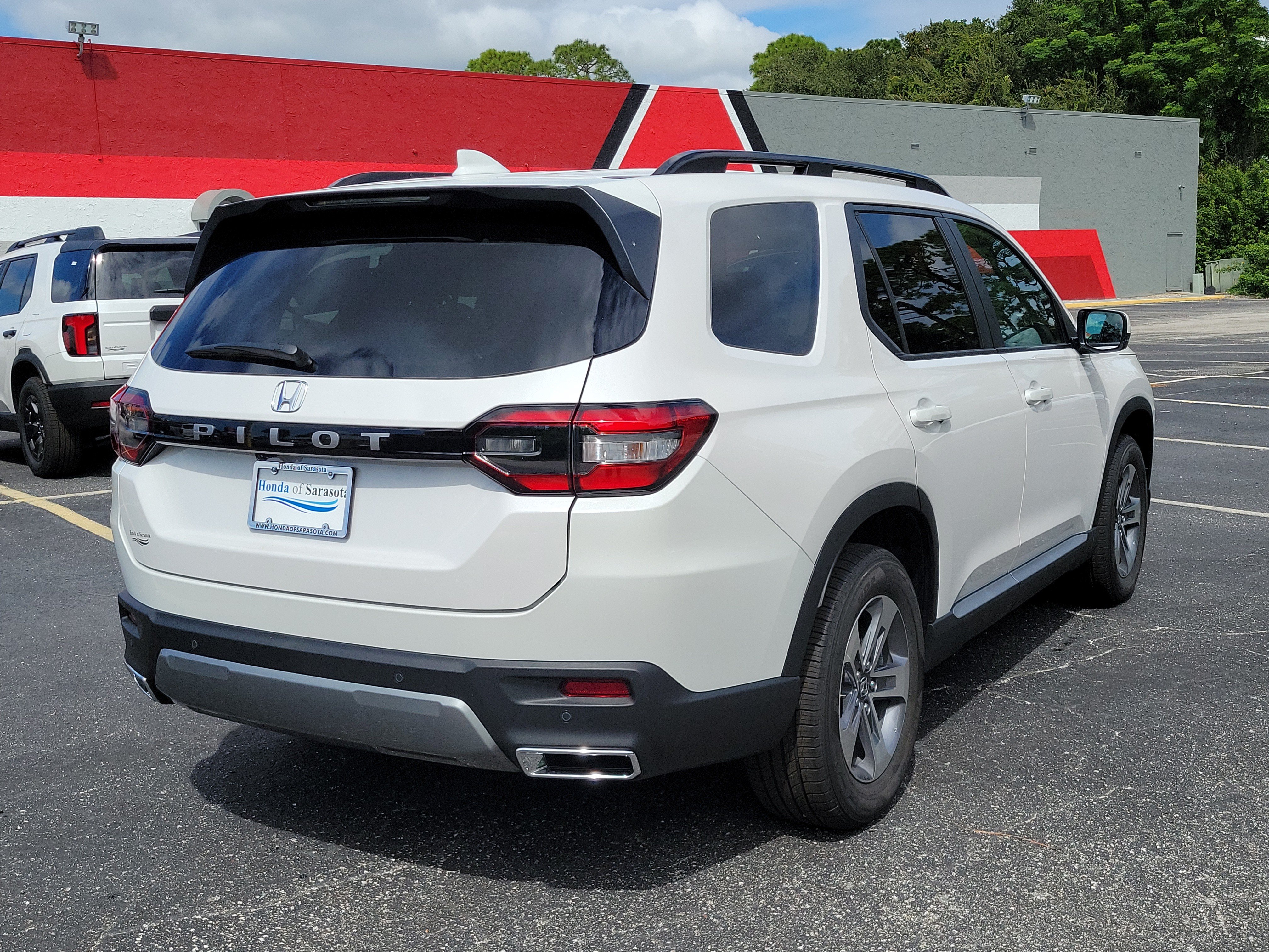 New 2026 Honda Pilot EX-L image 7
