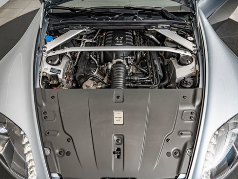 Used 2015 Aston Martin V8 Vantage GT RWD image 42