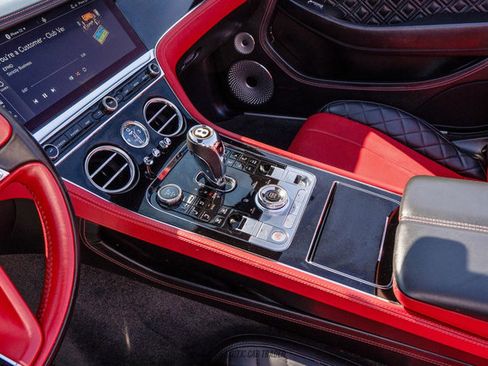Used 2020 Bentley Continental GT V8 image 43