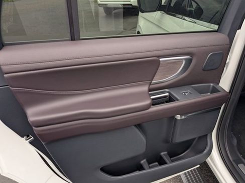 New 2026 Ford Expedition Max Platinum AWD/4WD image 10