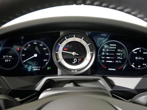 Certified 2024 Porsche 911 Carrera T RWD image 25