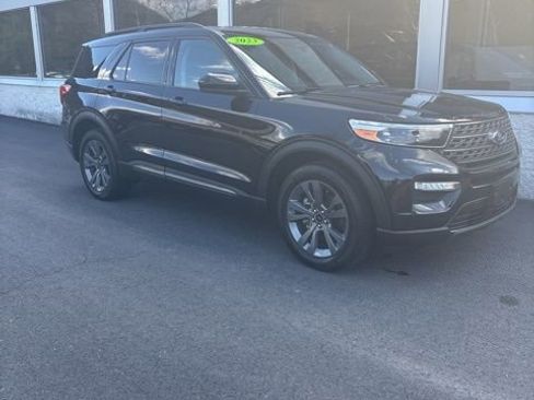 Used 2023 Ford Explorer XLT w/ Equipment Group 202A AWD/4WD image 1