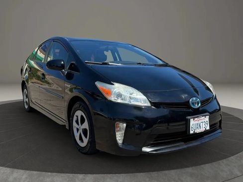 Used 2012 Toyota Prius Three FWD image 4