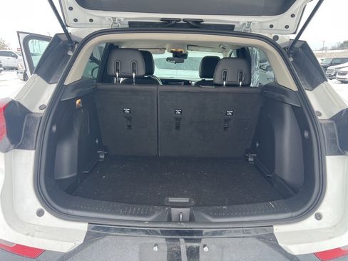 Used 2024 Buick Encore GX Sport Touring image 10