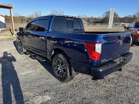 Used 2021 Nissan Titan SV w/ Accessory Utility Package AWD/4WD image 7