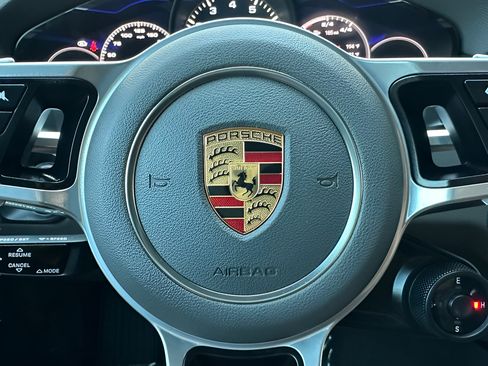 Used 2022 Porsche Cayenne E-Hybrid Coupe AWD/4WD image 61