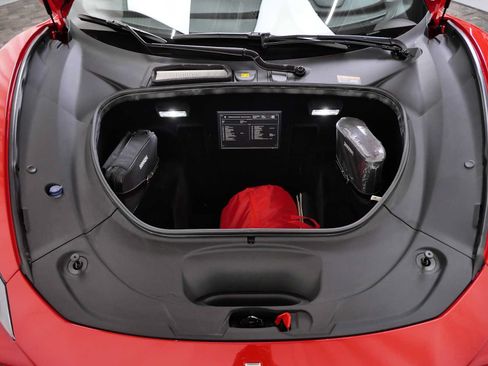 Certified 2021 Ferrari F8 Tributo RWD image 31