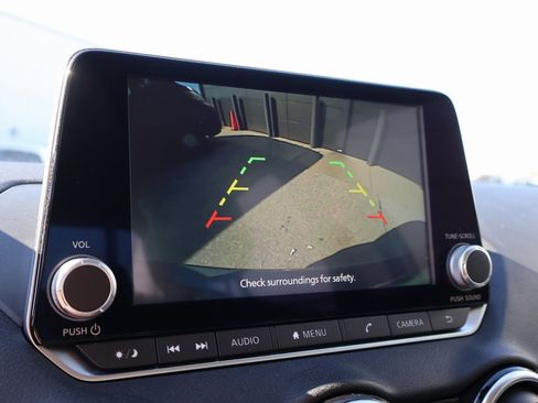 Used 2024 Nissan Sentra SV image 33