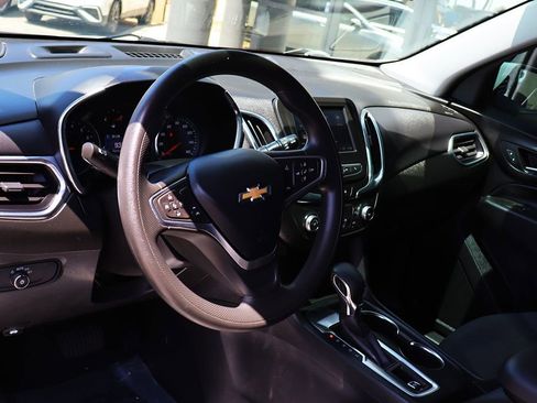 Used 2022 Chevrolet Equinox LT FWD image 38