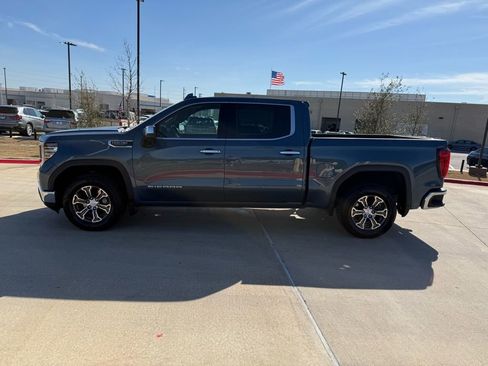 Used 2024 GMC Sierra 1500 SLT image 8