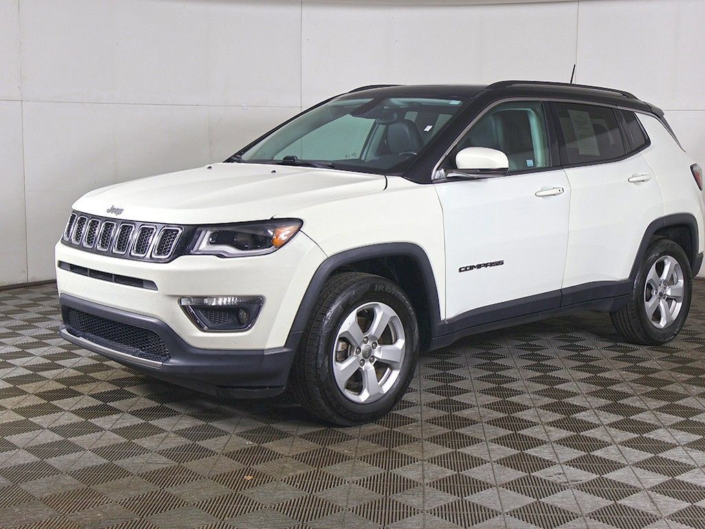 Used 2020 Jeep Compass Limited w/ Premium Lighting Group AWD/4WD image 6