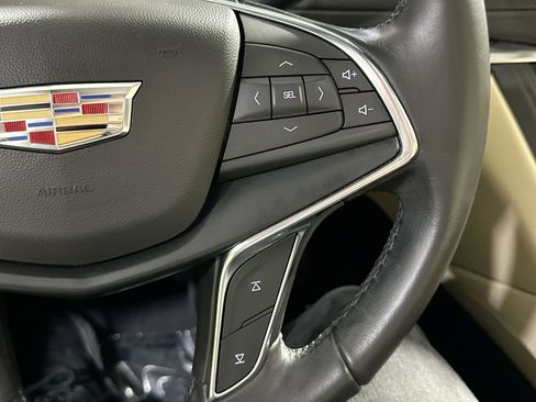 Used 2019 Cadillac XT5 Luxury image 21