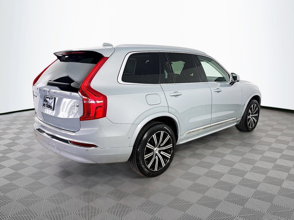 Used 2024 Volvo XC90 B6 Plus w/ Protection Package Premier AWD/4WD image 7